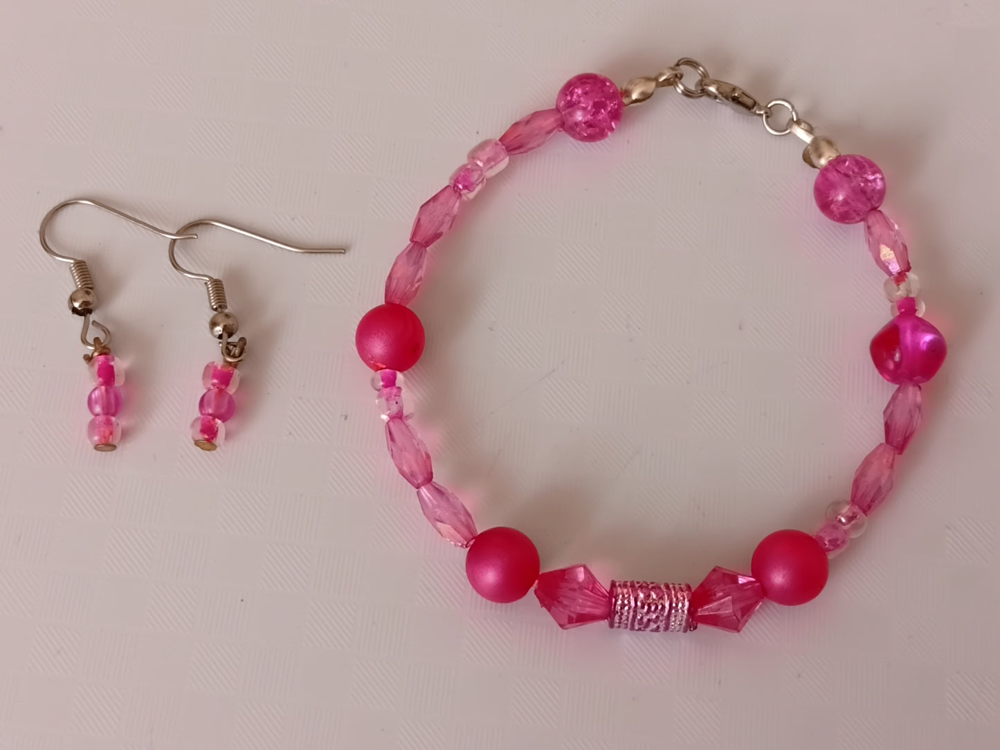 Dark pink bracelet and earring set
