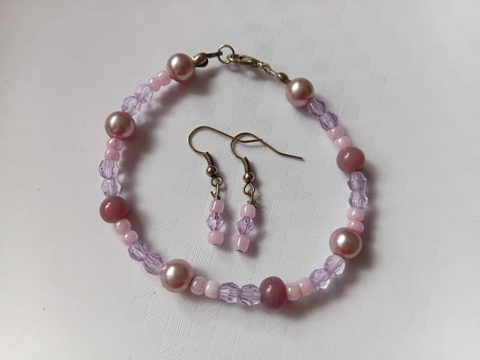 Purple bracelet and earring set