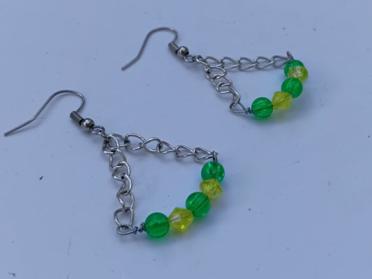 Beautiful Green and Yellow Beaded Chain Earrings 💚💛